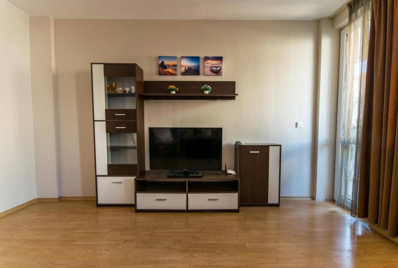 Great Apartment Near The Sea,Central Place! Burgas Bagian luar foto